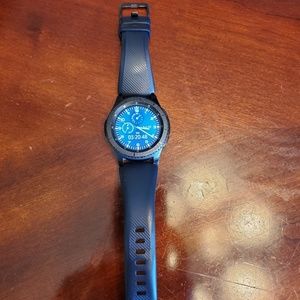 Samsung S3 Frontier Watch with charger